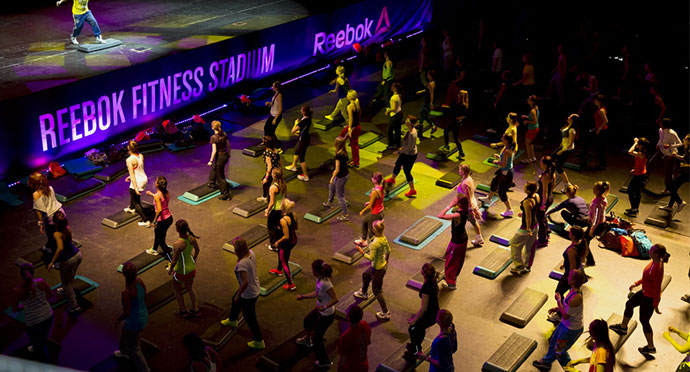 Moederland verkoper Lounge Сеть фитнес-клубов World Class выступила официальным партнером крупнейшей  фитнес-конвенции Восточной Европы Reebok Fitness Stadium
